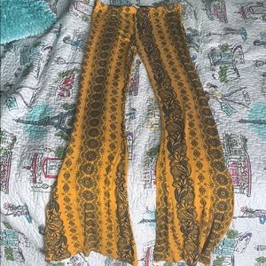 Stretchy & comfy flare floral print pants